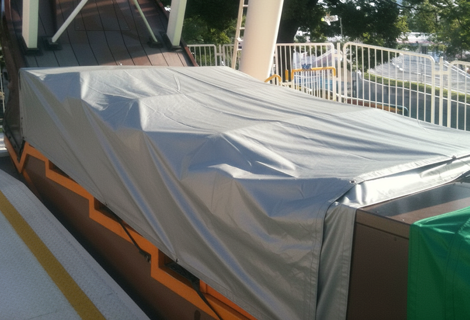 大型遊具カバー
